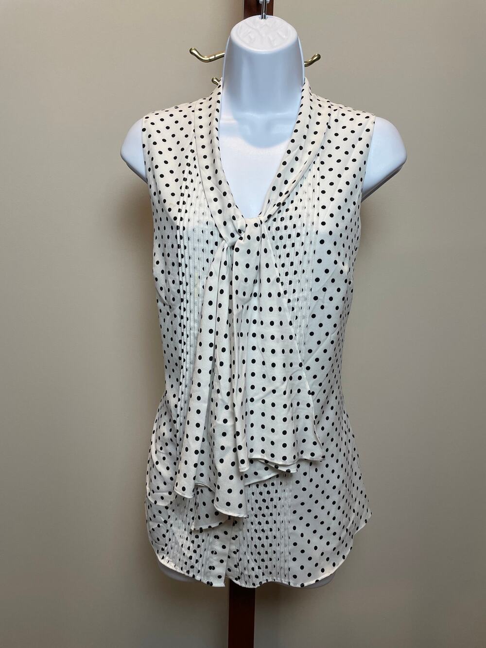 White House Black Market Tie Neck Sleeveless Top Size L White Chiffon Polka Dot